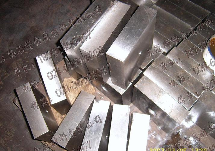 原料纯铁方钢(40方----220方)用于大炉铸造熔炼,不锈钢铸造熔炼,合金